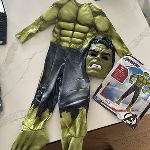 Boys Hulk Costume size 4-6
